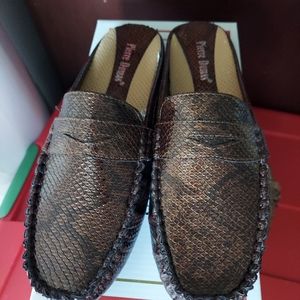 New in Box Pierre Dumas Viola Color Whiskey faux Snake Skin